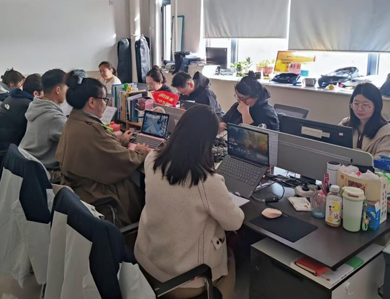 深化数字教材建设，助力电子商务人才培养